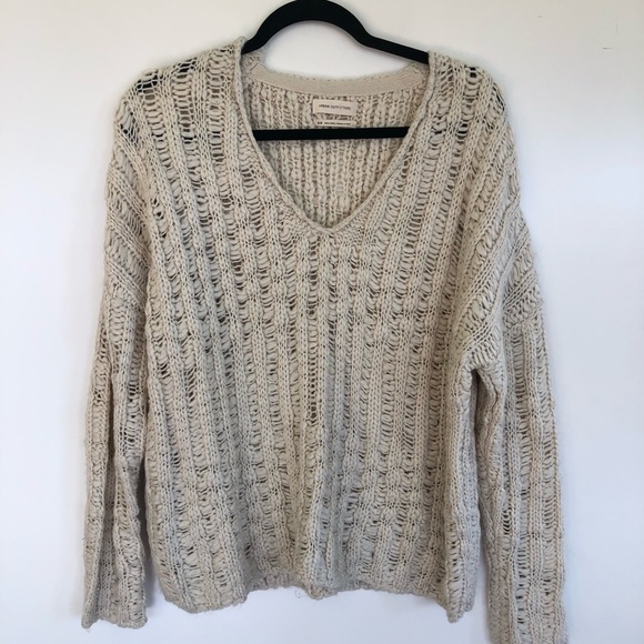 Urban Outfitters Sweaters - Urban Outfitters Chucky Knit V-Neck Cream Sweater